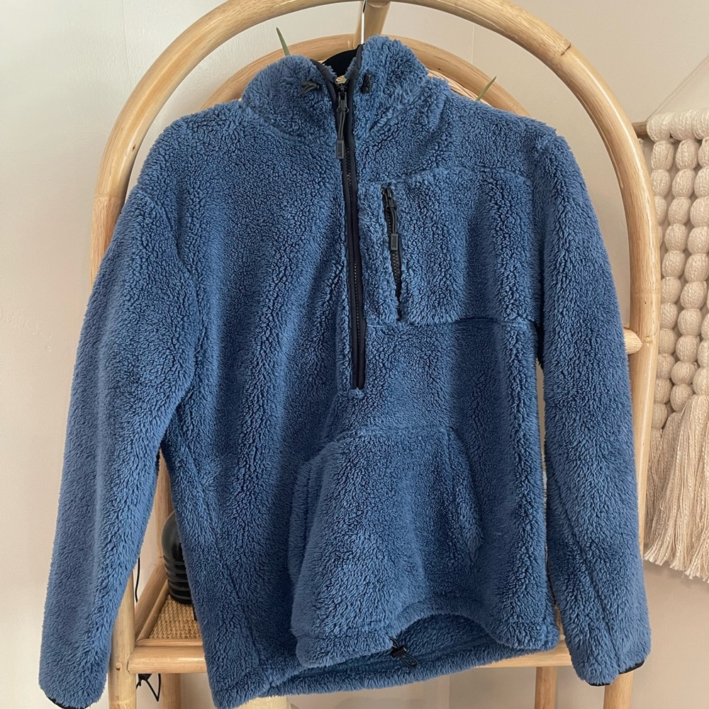 PINK Blue half zip sweater, size small, never worn